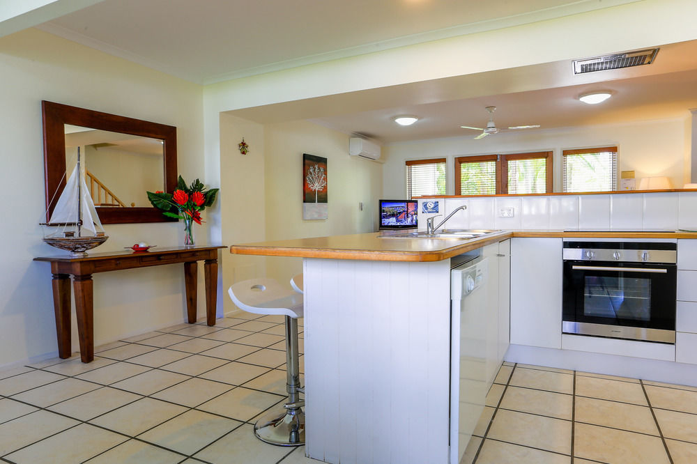 Sunset Cove Noosa Aparthotel Нусавил Екстериор снимка